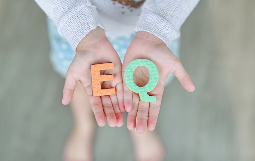 8 daily habits to strengthen emotional intelligence