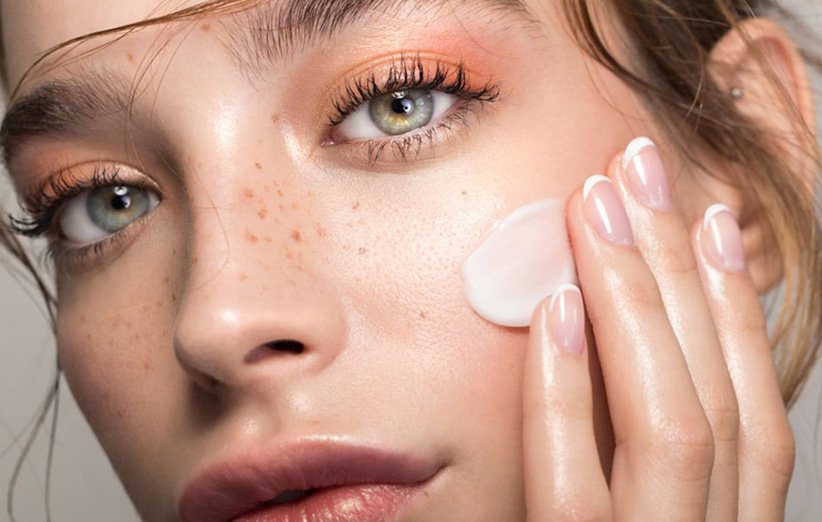 How can we apply sunscreen and still have makeup?