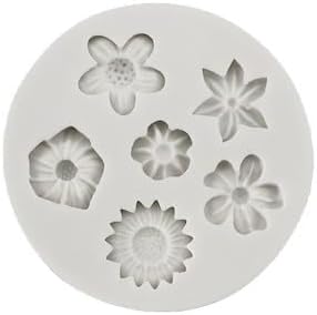 1Pc 3D Mini Daisy Flower Molds Silicone Resin Fondant Mold Flower Shape Pastry Baking Molds Cake Decorating Tools DIY Chocolate Candy Cake Decor A...