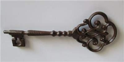 UD Decorative Iron Skeleton Key Wall Decor...