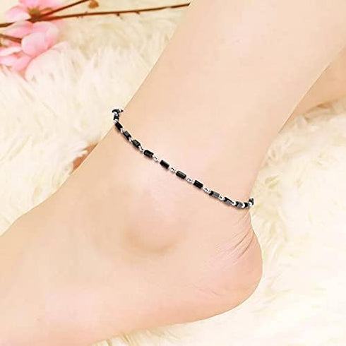 Black Crystal Beads Anklet Dainty Black Glass Bar Beads Link Chain Anklet Bracelet for Women Girls Barefoot Sandal Vacation Bikini Jewelry-silver...