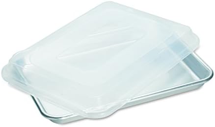 Nordic Ware Naturals Quarter Sheet with Lid...