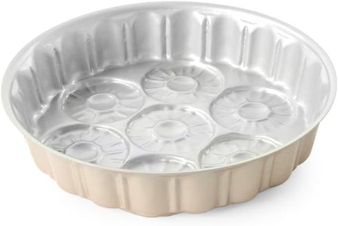 Nordic Ware Pineapple Upside Down Cake Pan, 9 Cup...