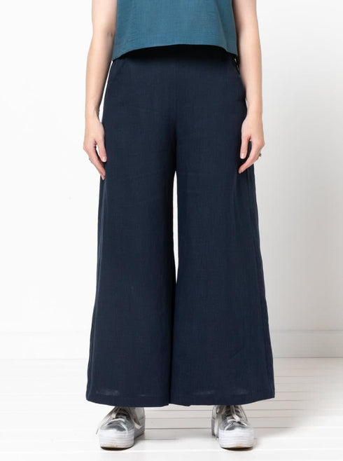 Style Arc Sewing Pattern - Loddon Woven Pant (Sizes 04-16)...