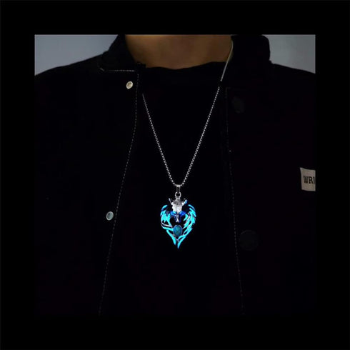 Wolf Necklace for Women Men Luminous Wolf Head Pendant Necklace Viking Wolf Stuff Gift Halloween Glow in the Dark Jewelry...