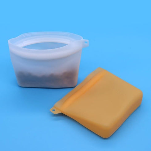 Travel Portable Training Bag - Convenient Dog Treat Bags - Reusable Food Grade Natural Silicone Dog Treat Pouch - Waterproof and High Temperature ...