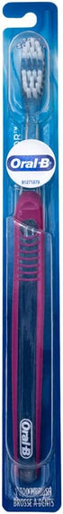 Oral-B Indicator Toothbrushes 35, Compact Soft (Colors Vary) - Pack of 3...