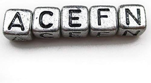 1000pcs Mixed Acrylic Letter/Alphabet “A-Z”Cube Beads for DIY Craft (Silver with Black Letter)...