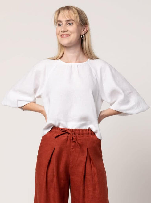 Style Arc Sewing Pattern - Verona Woven Top (Sizes 10-22)...
