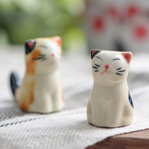Pack of 6 Lovely Lucky Cat Porcelain Knife Rests Chopstick Rest set Ceramic Tableware Rest Set Ornament (Lucky Cat Set+Spoon)...