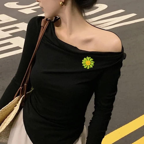 Cute Daisy Flower Brooch Pins, Plant Sunflower Suit Lapel Pin,Yellow White Sun Flower Dress Neckline Pin for Women Girls Men Gifts...