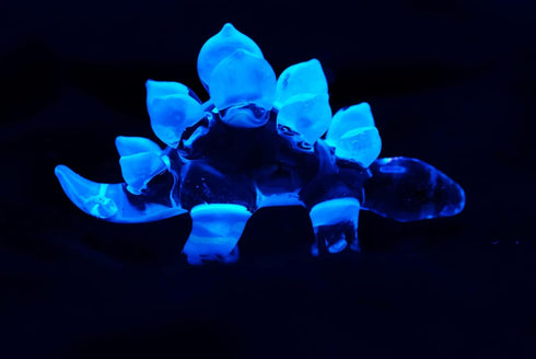 Garden Deco Glow in The Dark Blue Stegosaurus Hand Blown Art Glass Figurine Ornament Sculpture...