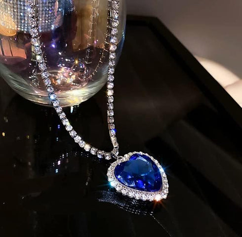 | Stunning Heart of The Ocean Necklace from Titanic Movie | Premium Alloy Silver and 1.3 x 1.38 Inches Swarovski Crystal | Definitely The Best Pre...