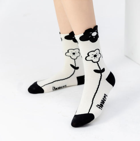 Flower Socks Women 5 Pairs Cute Retro Preppy High Ankle Cotton Sock Stripe Plaid Bow Socks...