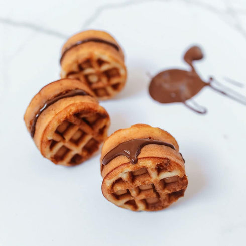 Silicone Waffle Mold Set, Round Waffle Mould DIY Round Biscuit Chocolate Mold Non-stick Waffle Baking Mold(2PCS 18-Cavity)...