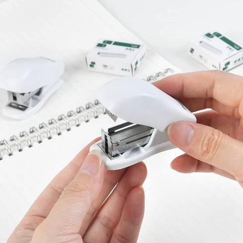 Mini Stapler with Staples, Office Desktop Stapler,25 Sheet Capacity,Small Stapler with 640 Standard Staples, Easy to Carry and Store?Cute Compact ...