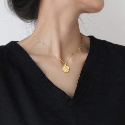 Dtja Carved Gold Coin Pendant Necklace for Women Girls 925 Sterling Silver 18K Gold Plated Simple Round Chain Goddess Worship Celebrity Medal Reve...