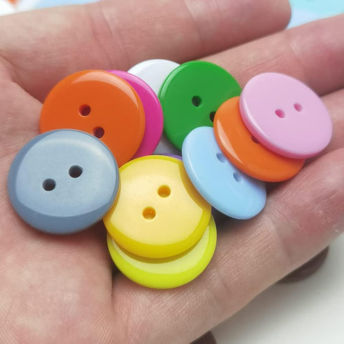 Libiline 3/4"(20mm) Mix Lots 100pcs Resin Button Solid Color 2Holes Craft Clothes Sewing Cards Making Sweater Shirt (3/4"(20mm), Multi-colored)...