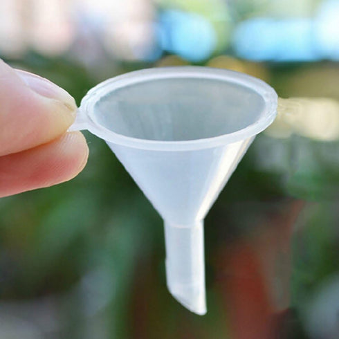 10Pcs Small Clear Plastic Mini Funnels for Bottle Filling, Perfumes, Essential Oils, Science Laboratory Chemicals, Arts & Crafts Supplies Clear La...