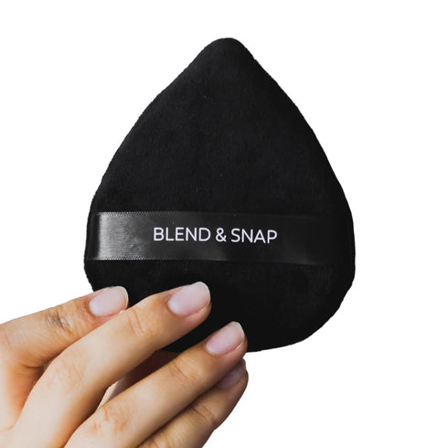 BLEND & SNAP Large Velour Triangle Makeup Puff for Smooth & Flawless Coverage – Blotting Sponge for Foundation & Concealer / Powder Press Pad – Pr...