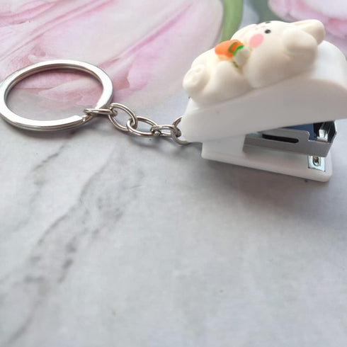 Portable Cartoon Mini Stapler with Keychain, Rabbit Desktop Stapler Set with 1000PCS Staples, Cute Bear Home Key Ring Stapler for Office School St...