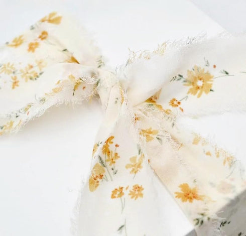 3 Roll 1.5In Wide 16 Yard Floral Chiffon Ribbon Fringe Silk Ribbon Handmade Frayed Edges Ribbon for Christmas Wedding Party Decor, Bridal Bouquet,...