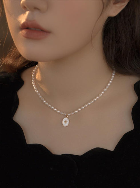 Natural Freshwater Pearl Choker Necklace for Women, 14K Gold Plated Pearl Necklaces Fashion Handmade Jewelry Gift...