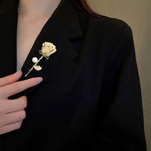 Luxury Shiny Zircon Flower Brooches - Elegant Imitation Pearl Plant Floral Pin for Scarf Dress Clothes Hat Accessories, Gifts for Women...