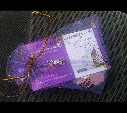 100pcs Mini Sheer Organza Wedding Favor Bags 3.5x4.5'' Luxury Jewelry Candy Gift Card Bags with Gold Line Drawstring Pouches Butterflies (Light Pu...