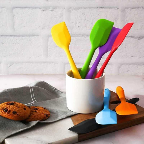Get It Right Premium Silicone Spatula -Red color Non-Stick Heat Resistant Kitchen Spatula - Perfect for Baking, Dishwasher Safe Utensils, Cooking,...