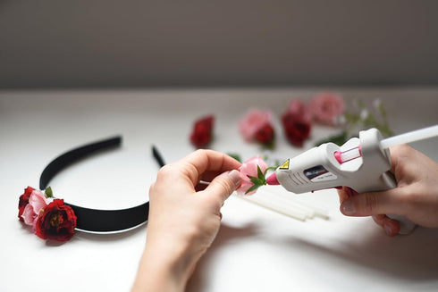 Elmer's Craft Bond High-Temp Mini Hot Glue Gun, 10W (E6048)...