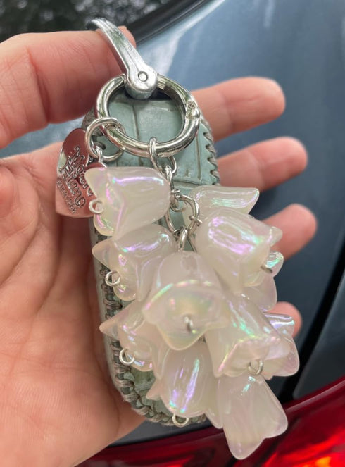 Backpack Keychains Charms For Girls, Car Key Chain Lily of the valley Simulated Resin Glow in the Dark Key ring Keychains (white)...