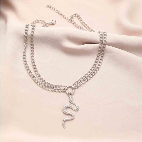 Punk Snake Pendant Necklace Choker Silver Layered Serpent Necklace Chain Gothic Snake Necklace Retro Snake Collar Necklace Jewelry for Women...