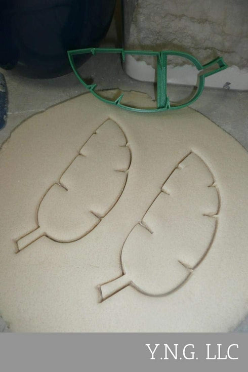 BANANA LEAF OUTLINE TROPICAL PLANT LEAVES COOKIE CUTTER MADE IN USA PR3761...