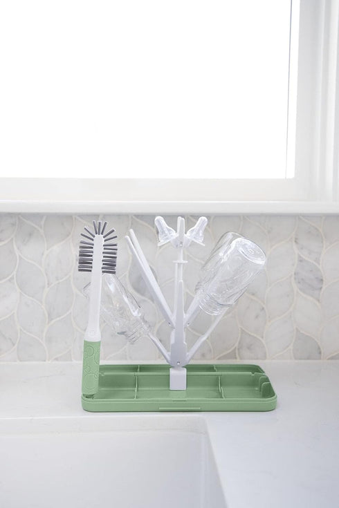 Ubbi On-The-Go Drying Rack and Brush Set, includes Travel Case and Bottle Brush for Compact Storage, Holds Up to 8 Bottles, Baby Travel Accessorie...