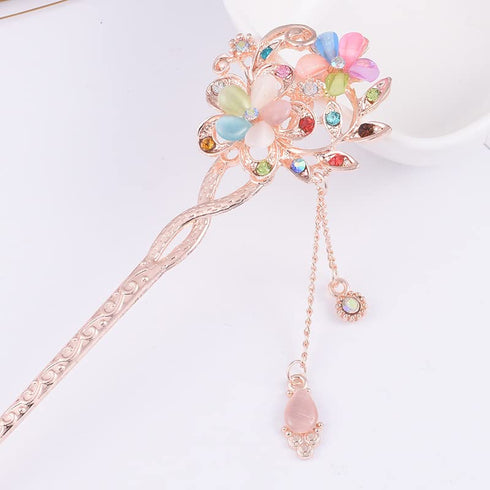 Retro Chinese hairpin The Chinese ancient headdress hairpin hairpin is simple. The flower hairpin is designed for female girls' long hair with bea...