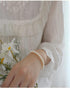 Elastic Pearl Bracelet Wedding Accessories Bridesmaid Bracelet Faux Pearl Bracelet Bridal Party Prom Beaded Bracelet (White-1pcs)...