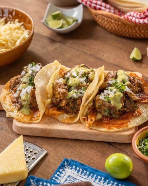 Chata Pork Crackling Salsa Verde Pouch | Tasty Pork in Flavorful Green Sauce | Ready-to-Eat | No Gluten + Preservatives | Keto Friendly | 8 Ounce ...