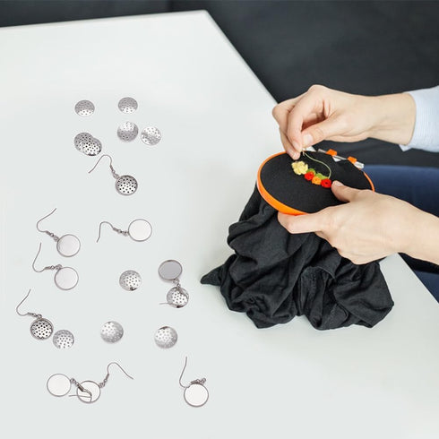 FREEBLOSS 40Pcs Unfinished Earrings Blanks Earring Trays Set Embroidery Earring Pendants Earring Pendant Base for Needlepoint with Metal Mesh Earr...