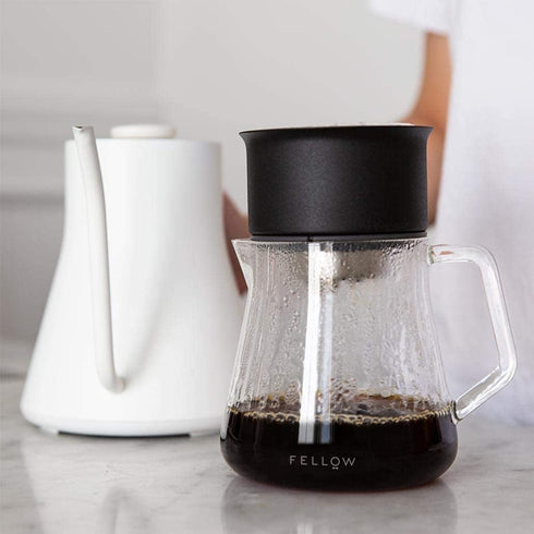 Fellow Mighty Small Glass Carafe - Manual Pour Over Coffee Beaker and Tea Steeper, Borosilicate Glass Decanter, 16.9 oz Clear Container...