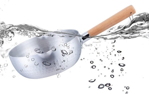 Hemoton Nonstick Saucepan Stainless Steel Yukihira Pan Small Sauce Pot Traditional Japanese Saucepan with Wooden Handle for Ramen Tempura Milk 20c...