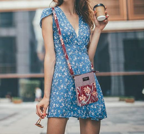 Canvas Cute Crossbody Handbags Cell Phone Purse Wallet Leaves Pattern Small Change Pouch Bags for Women Girls...