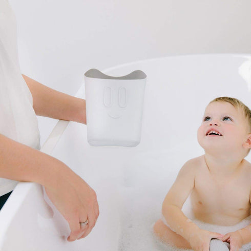 Ubbi Bath Rinse Cup for Babies & Toddlers, Baby Hair Rinse Cup, Newborn Bath Time Essential, Tear-Free Bath Accessory, White...