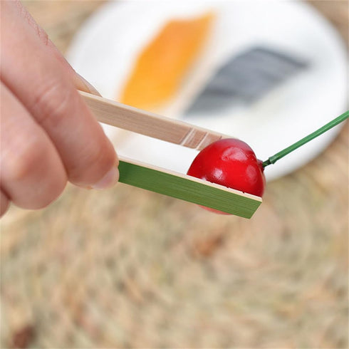 10pcs 3.9inch(10cm) Wooden Tongs Disposable Cooking Utensils Mini Bamboo Tongs Natural Toast Tongs for Cooking...