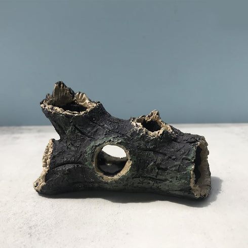 6Pcs Small Boat and Blue White Lighthouse and Artificial Tree Stump Resin Statue Micro Landscape Decorations DIY Landscaping Decoration Accessorie...