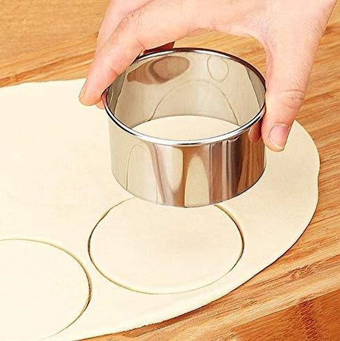 A Set of 3pcs Stainless Steel Dumplings Skin Cutter Packing Tool (8cm,7cm,6cm) Biscuit Plain Edge Round Maker Chinese Dumpling Cutter Pie Press Mo...