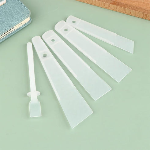 5 Pack Glue Spreader Plastic Glue Smear Plate Scraper Sticks Applicator Tool for Leatherwork Woodwork Handmade DIY Leather Spreads Burnishing Gum ...