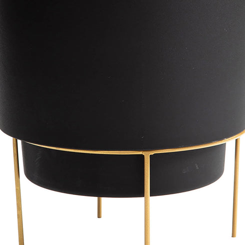 Bloem Hopson Round Planter with Gold Metal Stand: 6" - Black - Durable Plastic Pot, Powder Coated Removable Stand, for Indoor and Outdoor Use, Gar...