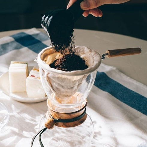 Hario Woodneck Drip Pot, 240ml, Acacia Wood...