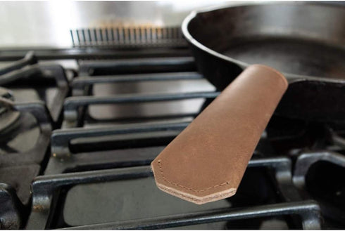 Leather Pot Handle Cover – Handmade Skillet Handle Sleeve – Heat-Resistant Full Grain Leather – Fits Cast Iron Pans – Made in USA...